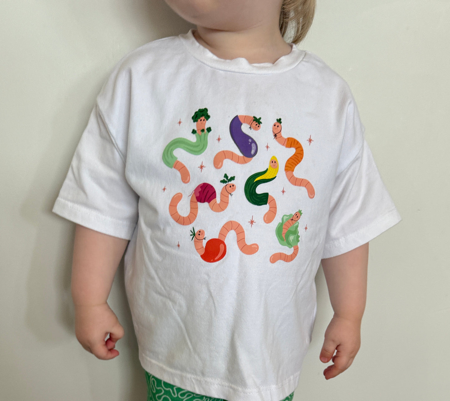 Wriggle Worm Oversized Tee